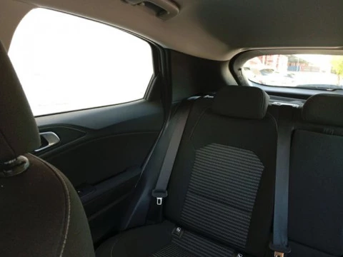 Kia XCeed 1.6 MHEV iMT Drive 100kW (136CV)