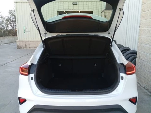 Kia XCeed 1.6 MHEV iMT Drive 100kW (136CV)