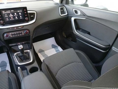 Kia XCeed 1.6 MHEV iMT Drive 100kW (136CV)