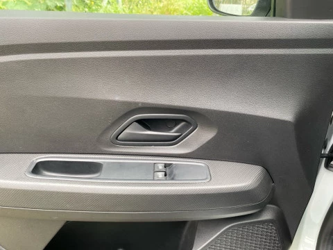 Dacia Sandero Stepway Essential TCe 67kW (90V)