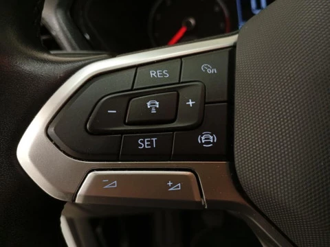 Volkswagen T-Cross Advance 1.0 TSI 81 kW (110 CV)