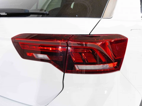 Volkswagen T-Roc Sport 1.5 TSI 110kW (150CV)