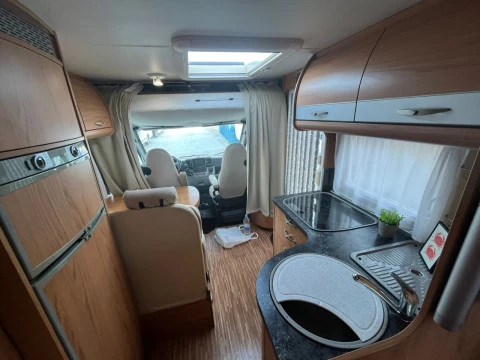 BURSTNER AVIANO L670 AVIANO 670I