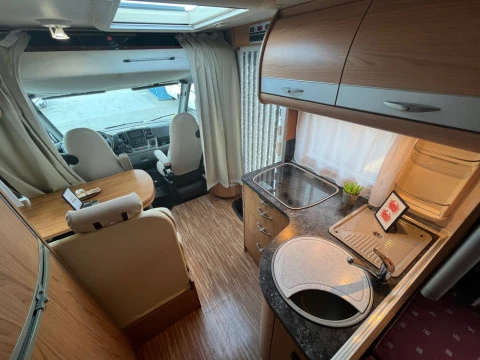 BURSTNER AVIANO L670 AVIANO 670I