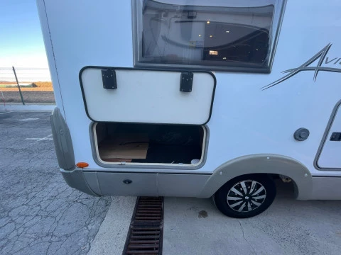 BURSTNER AVIANO L670 AVIANO 670I