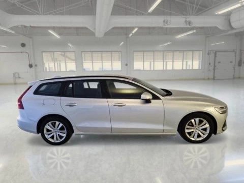 Volvo V60 2.0 B4 (D) Momentum Auto