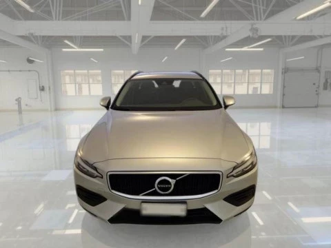 Volvo V60 2.0 B4 (D) Momentum Auto