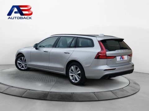 Volvo V60 2.0 B4 (D) Momentum Auto