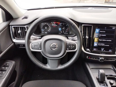 Volvo V60 2.0 B4 (D) Momentum Auto