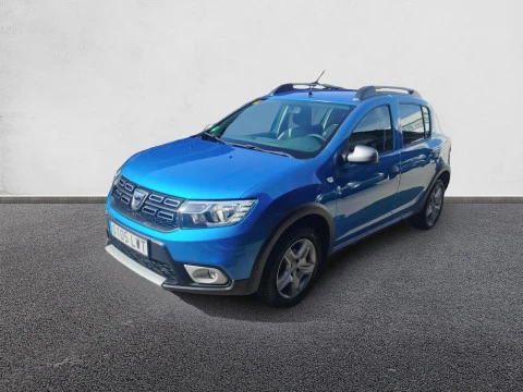 Dacia Sandero Stepway Essential TCE 74kW (100CV) GLP Dacia Sandero Stepway Essential TCE 74kW (100CV) GLP