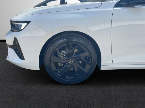 Opel Astra 1.2T XHT 96kW (130CV) GS