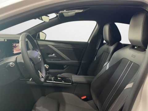 Opel Astra 1.2T XHT 96kW (130CV) GS