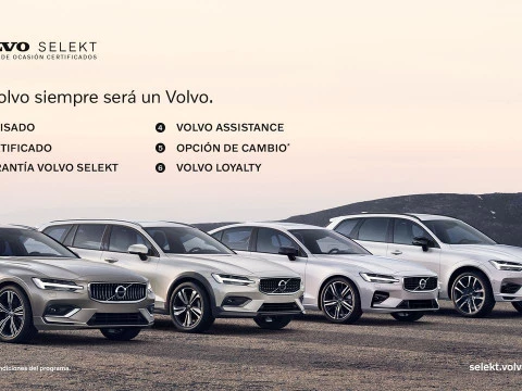 Volvo XC90 2.0 D5 MOMENTUM C 4WD AUTO 5P 7 Plazas