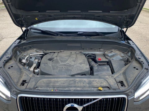 Volvo XC90 2.0 D5 MOMENTUM C 4WD AUTO 5P 7 Plazas