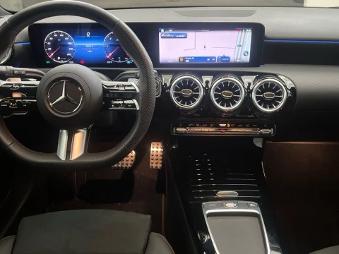 Mercedes-Benz Clase A 200 d Compacto