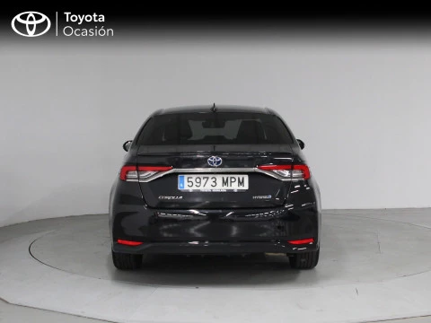 Toyota Corolla Sedán 140H STYLE 