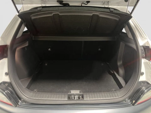 Hyundai Kona Híbrido 1.6 GDI HEV 104 kW (141 CV) 6DCT Style Sky