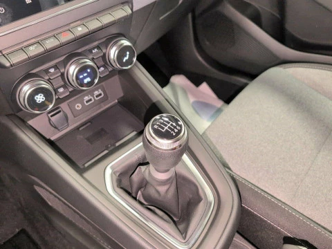 Mitsubishi Colt 100T Motion