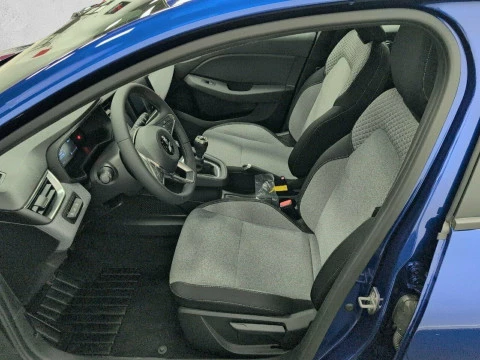 Mitsubishi Colt 100T Motion