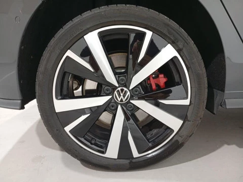 Volkswagen Golf GTE 1.5 PHEV 130kW 200 kW (272 CV) DSG