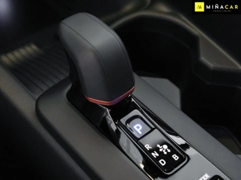 Toyota C-HR 1.8 Advance Hybrid 103 kW (140 CV)