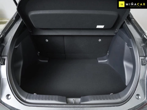 Toyota C-HR 1.8 Advance Hybrid 103 kW (140 CV)