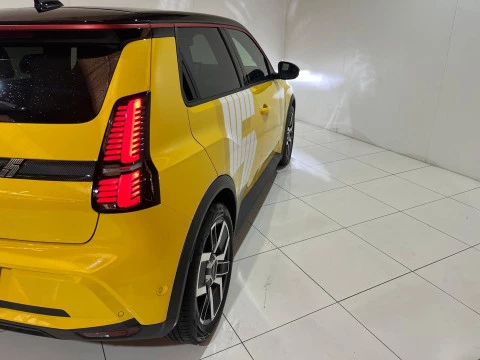 Renault 5 E-Tech Techno 90kW (120CV) Autonomía Urbana