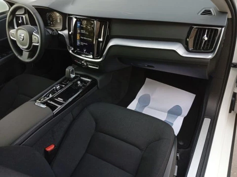 Volvo V60 2.0 T6 AWD Recharge Inscription Auto