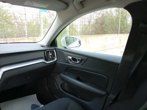 Volvo V60 2.0 T6 AWD Recharge Inscription Auto