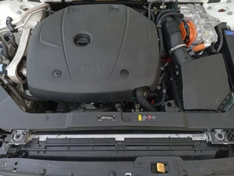 Volvo V60 2.0 T6 AWD Recharge Inscription Auto