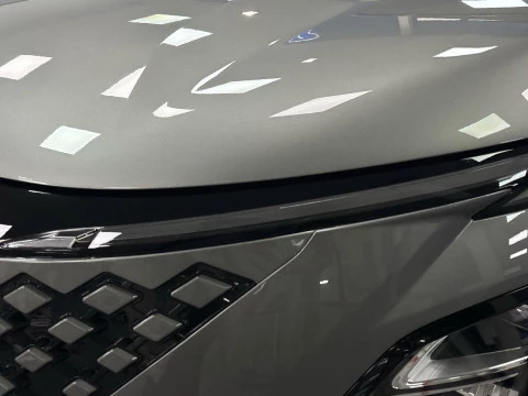 Omoda 5 HEV Premium 1. TGDI 16kW (224CV)