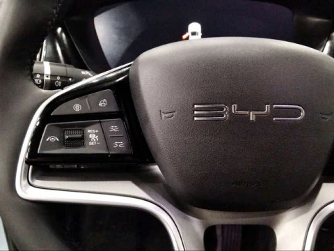 BYD SEAL U DM-i Comfort 160 kW (218 CV)