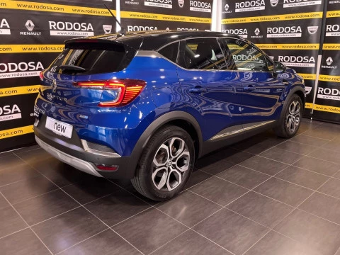 Renault Captur Fast Track E-TECH PHEV 160cv