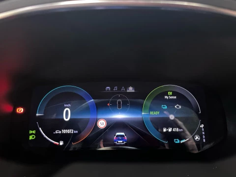 Renault Captur Fast Track E-TECH PHEV 160cv