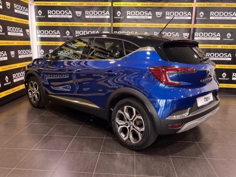 Renault Captur Fast Track E-TECH PHEV 160cv