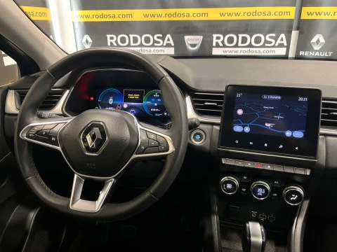 Renault Captur Fast Track E-TECH PHEV 160cv