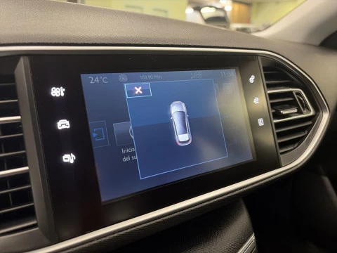 Peugeot 308 PureTech 130 SANDS Active 96 kW (130 CV)