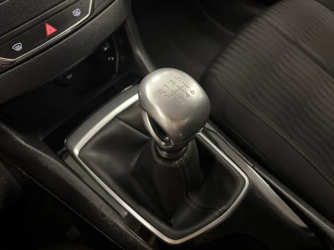 Peugeot 308 PureTech 130 SANDS Active 96 kW (130 CV)