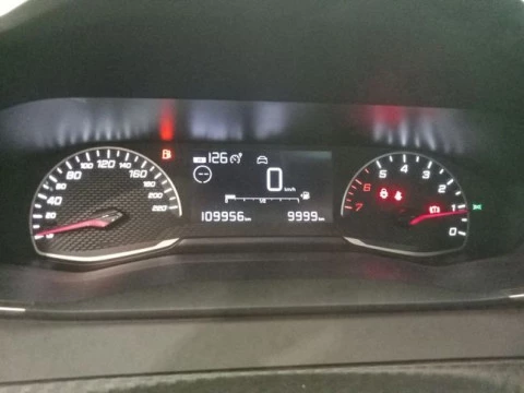 Peugeot 208 BlueHDi 73kW (100CV) Active