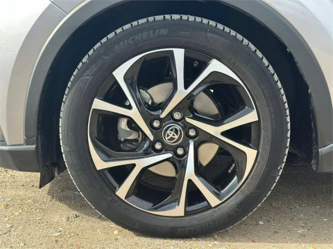 Toyota C-HR C-HR 125H Advance