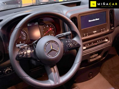Mercedes-Benz Vito 114 CDI Tourer Pro Larga AT 100 kW (136 CV)