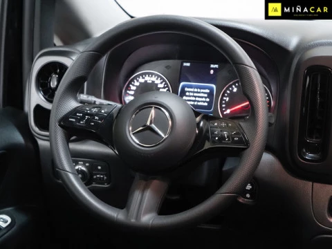 Mercedes-Benz Vito 114 CDI Tourer Pro Larga AT 100 kW (136 CV)