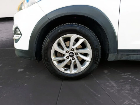 Hyundai Tucson 1.6 TGDI LINK 2WD 5P