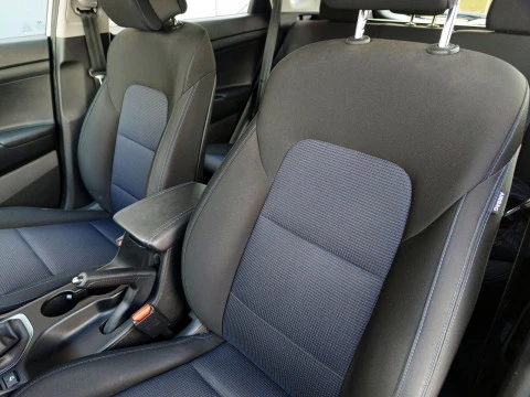 Hyundai Tucson 1.6 TGDI LINK 2WD 5P