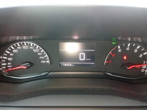 Peugeot 2008 Allure BlueHDI 81kW (110CV)