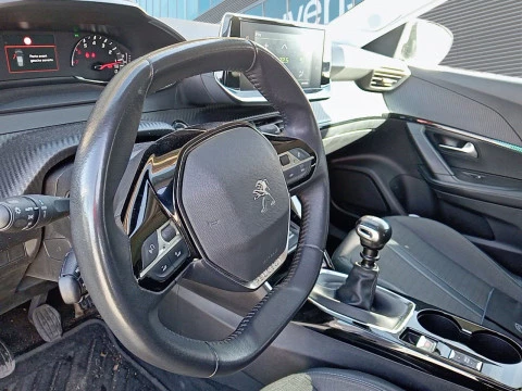 Peugeot 2008 Allure BlueHDI 81kW (110CV)