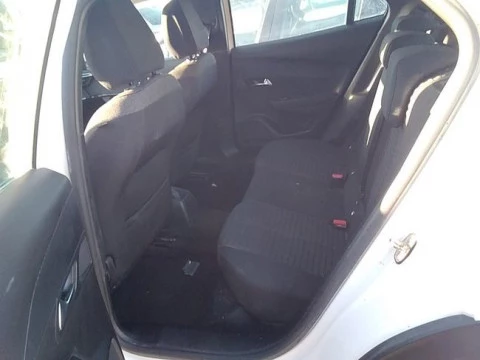 Peugeot 2008 Active Pack BlueHDI 81kW (110CV)