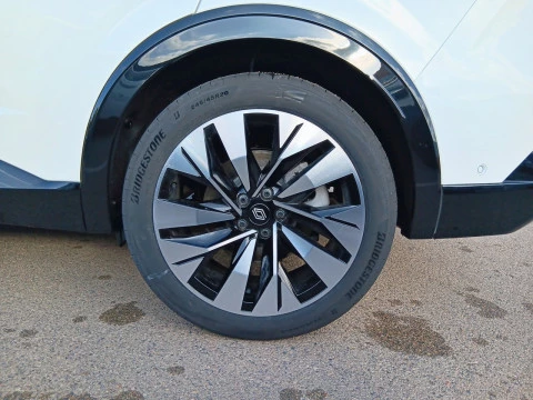 Renault Rafale Techno full hybrid E-Tech 200CV (147kW)