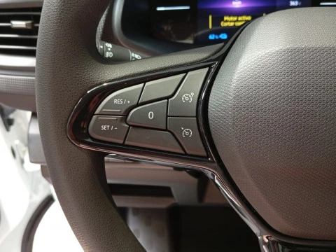 Renault Trafic nuevo trafic E-Tech electrico L2 furgon H1 bateria 52kW