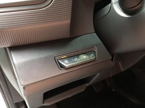 Renault Trafic nuevo trafic E-Tech electrico L2 furgon H1 bateria 52kW